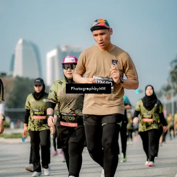 Runner Photo 6720689