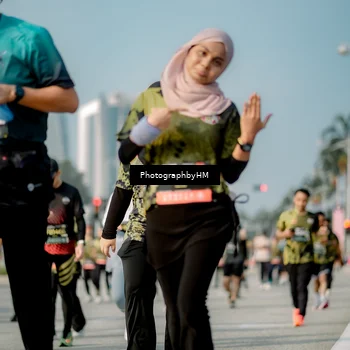 Runner Photo 6720693