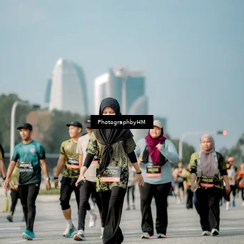 Runner Photo 6720747
