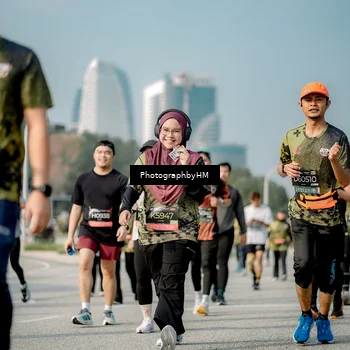 Runner Photo 6720800
