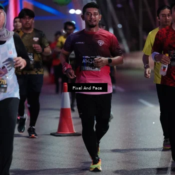Runner Photo 6720863