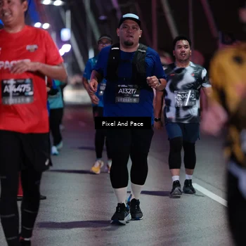 Runner Photo 6720900