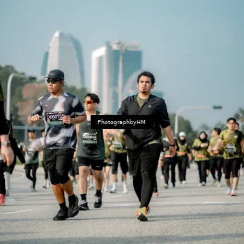 Runner Photo 6720975