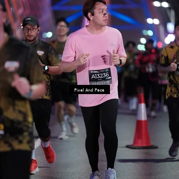 Runner Photo 6721003