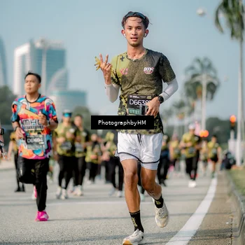 Runner Photo 6721075
