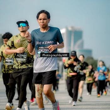 Runner Photo 6721099