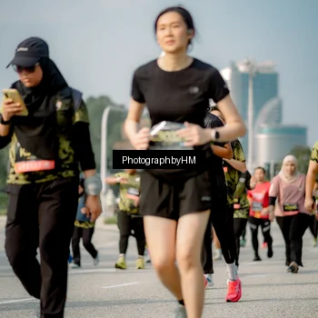 Runner Photo 6721104