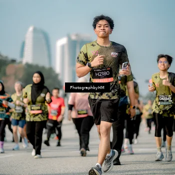 Runner Photo 6721107