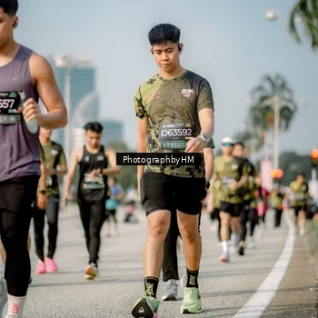 Runner Photo 6721132