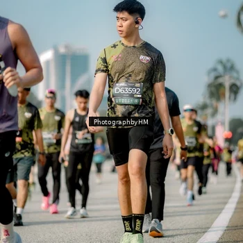 Runner Photo 6721143