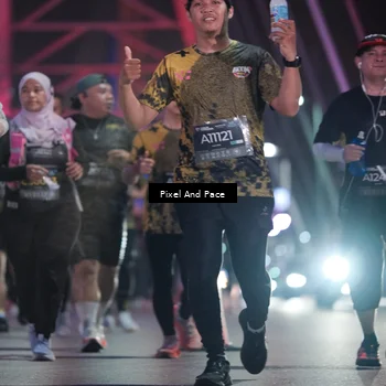 Runner Photo 6721153