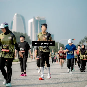 Runner Photo 6721223