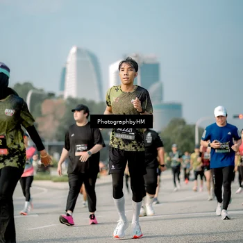 Runner Photo 6721244