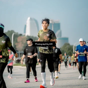 Runner Photo 6721248