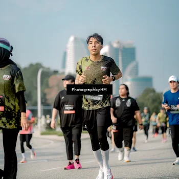 Runner Photo 6721250