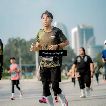 Runner Photo 6721265