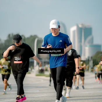 Runner Photo 6721274