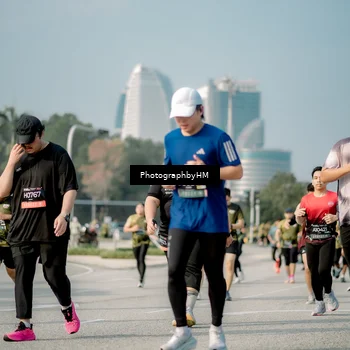 Runner Photo 6721276