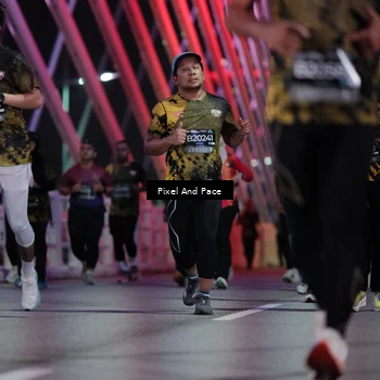 Runner Photo 6721332