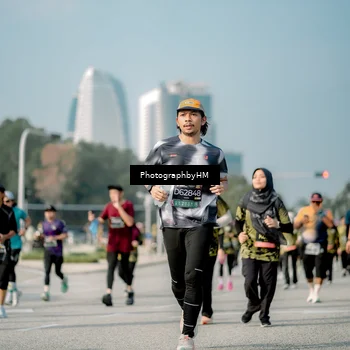 Runner Photo 6721349