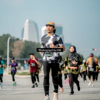 Runner Photo 6721359
