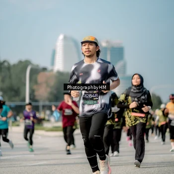 Runner Photo 6721364