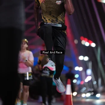 Runner Photo 6721498