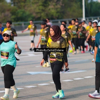 Runner Photo 6721594