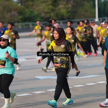 Runner Photo 6721603