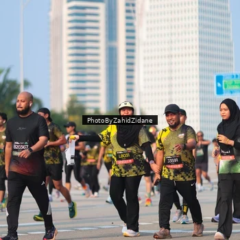 Runner Photo 6722047