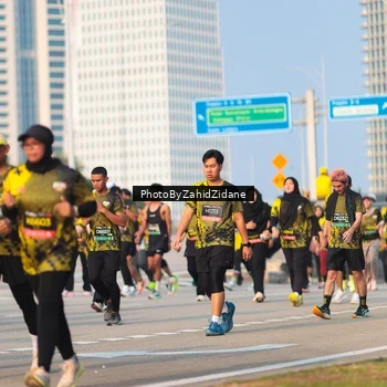 Runner Photo 6722070