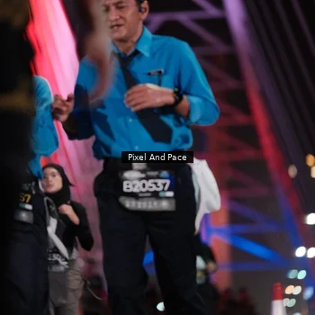 Runner Photo 6722073