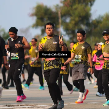 Runner Photo 6722108