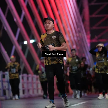 Runner Photo 6722117