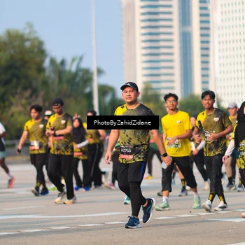 Runner Photo 6722244
