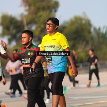 Runner Photo 6722343