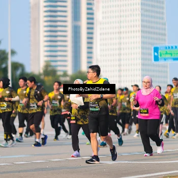 Runner Photo 6722385