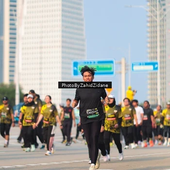 Runner Photo 6722400