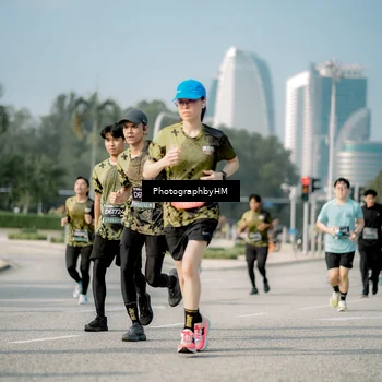 Runner Photo 6722412