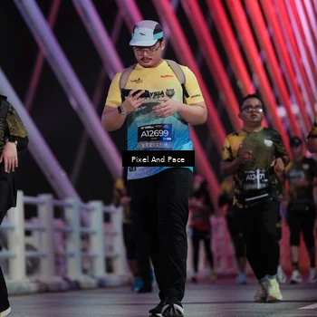 Runner Photo 6722471