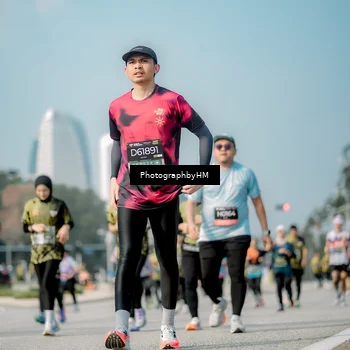 Runner Photo 6722844