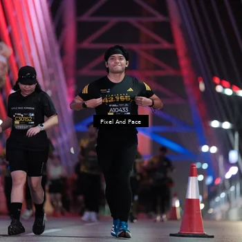 Runner Photo 6722975