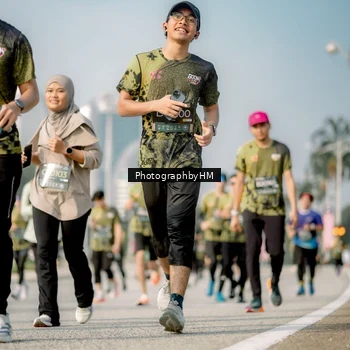 Runner Photo 6722991