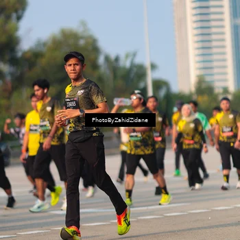 Runner Photo 6723044