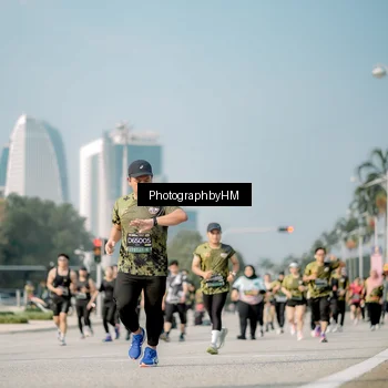 Runner Photo 6723046