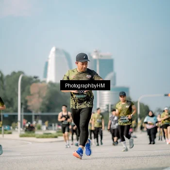 Runner Photo 6723059