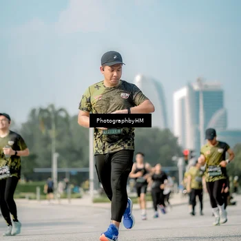 Runner Photo 6723078