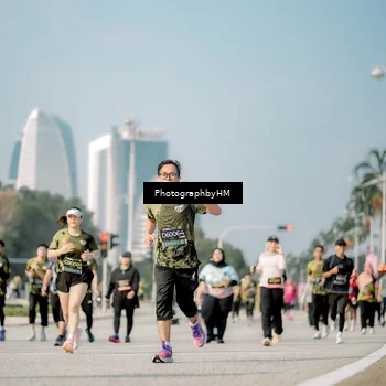 Runner Photo 6723080