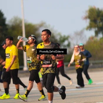 Runner Photo 6723083