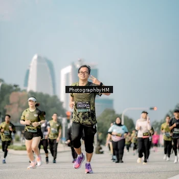 Runner Photo 6723095